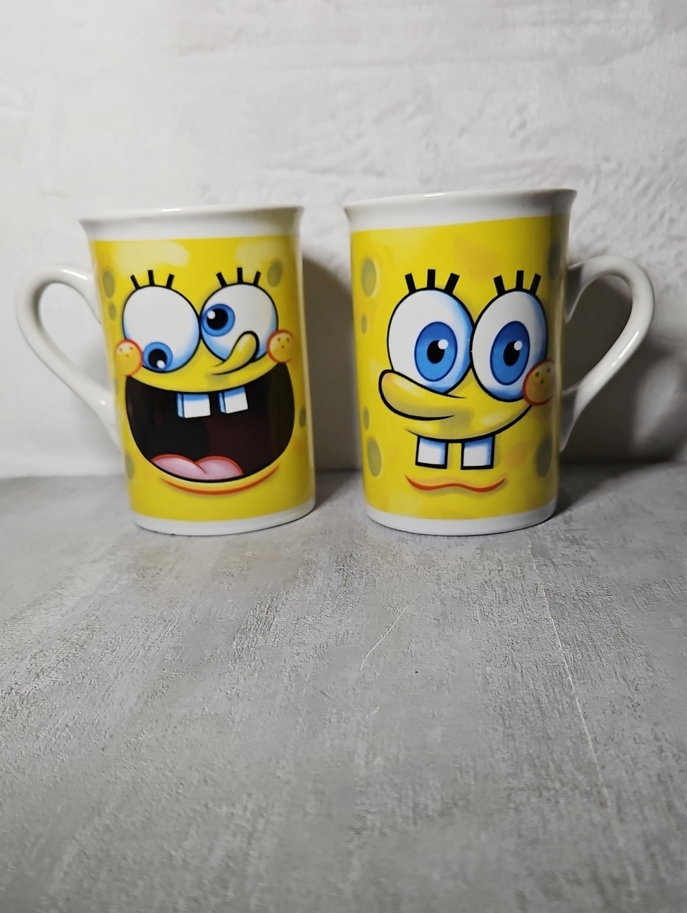 2 Vintage Spinge Bob Square Pants Cups